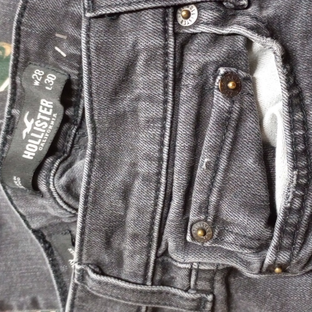 Hollister black jeans 28×30